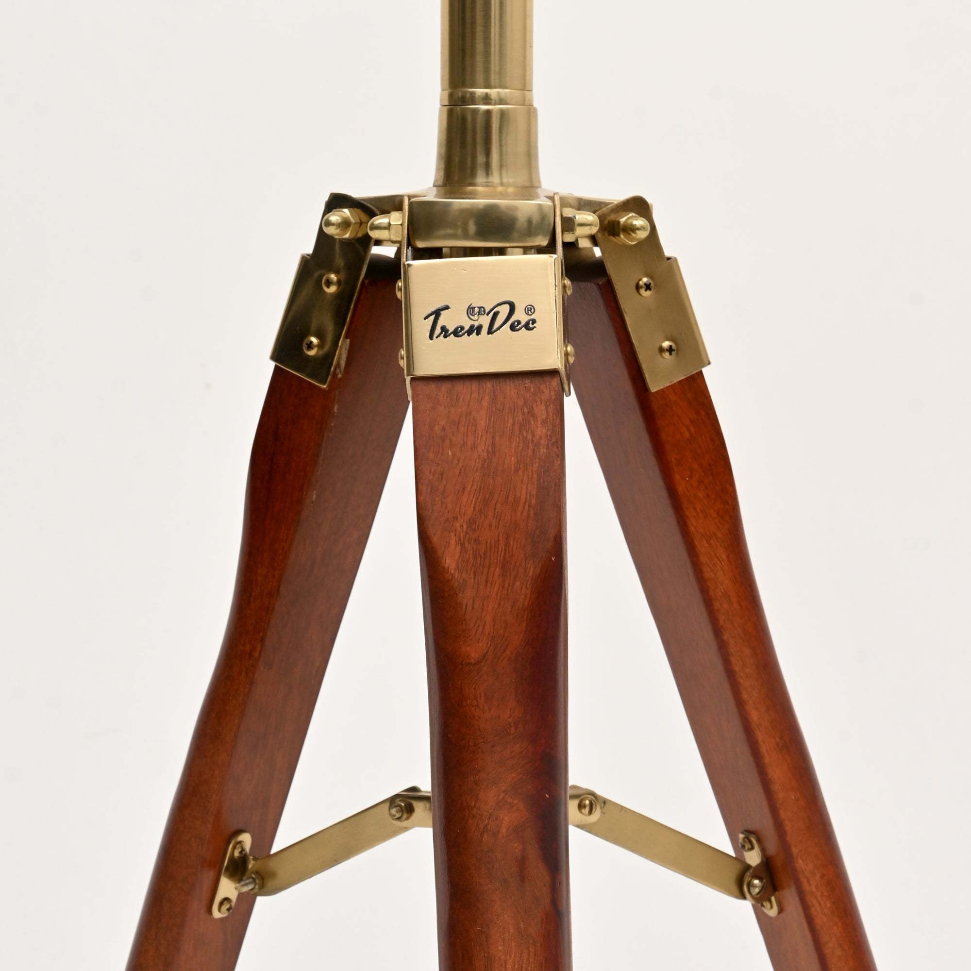 Elegant Tripod Candle Holder – Gold Polished Aluminum with Wood Detailing (17x17x31')