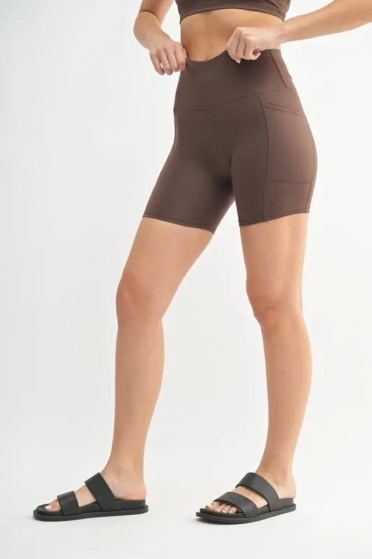 MONO B Venice Cloud Light Sculpt Biker Shorts