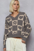 POL V-Neck Heart Pattern Checkered Sweater