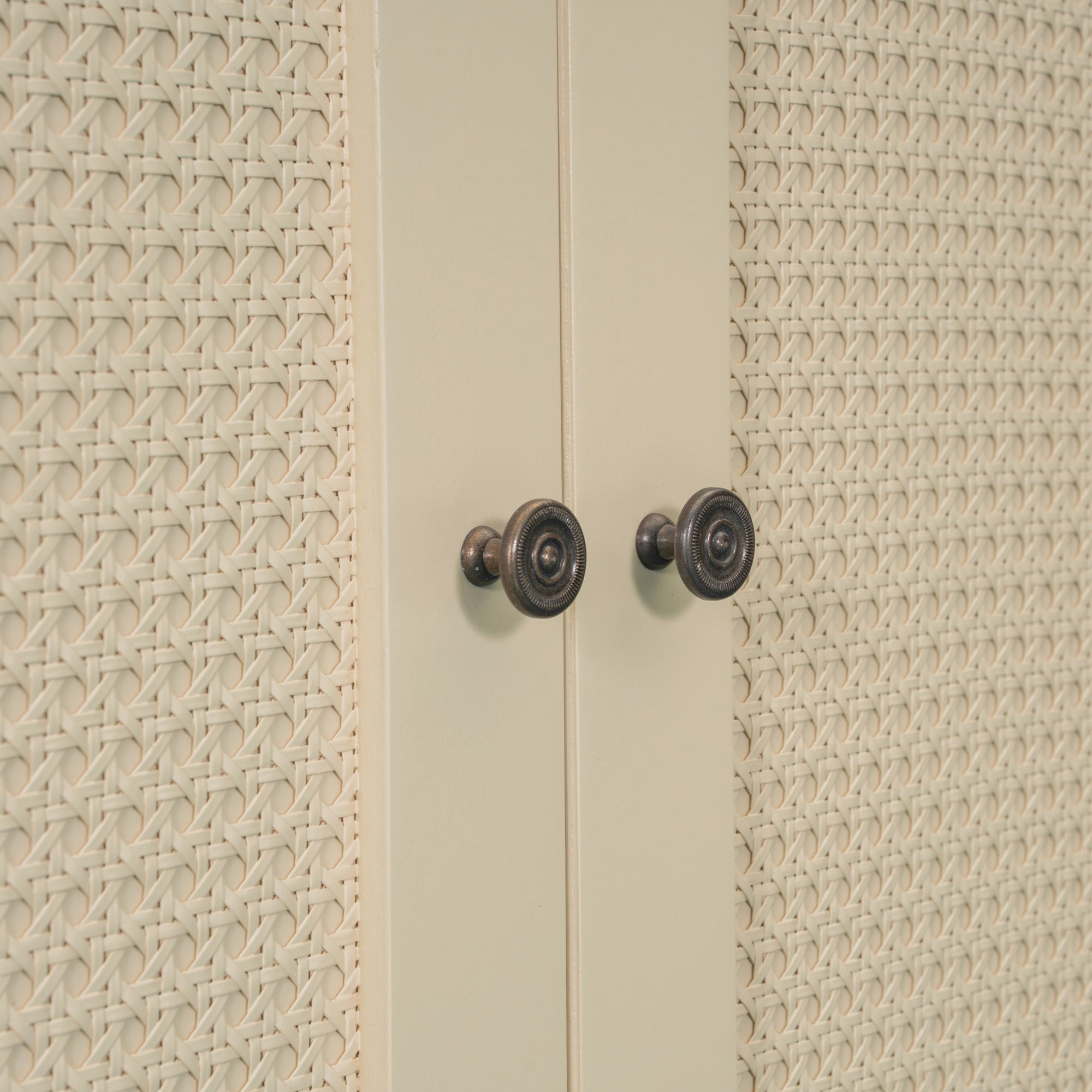 Full Size Murphy Bed with Large Drawers, Gold