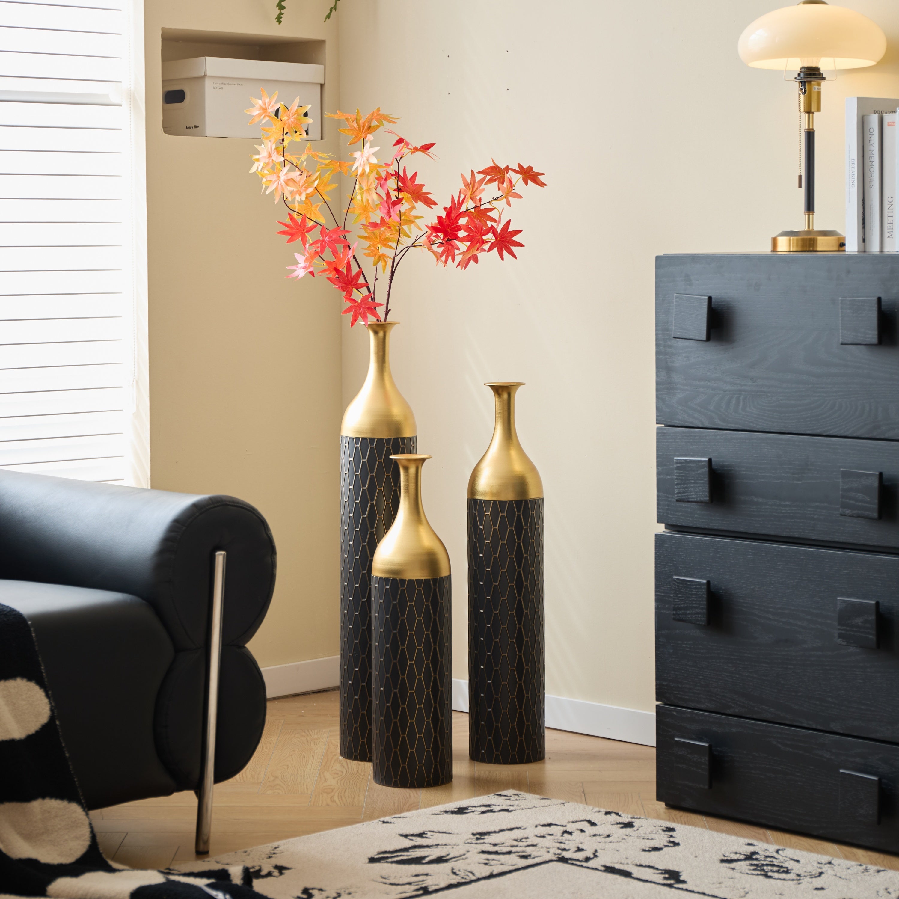 Elegant Floor Vase Set – Gold & Black Metal Decorative Vases – 3-Piece Set for Floral Display, Wedding & Gift Décor
