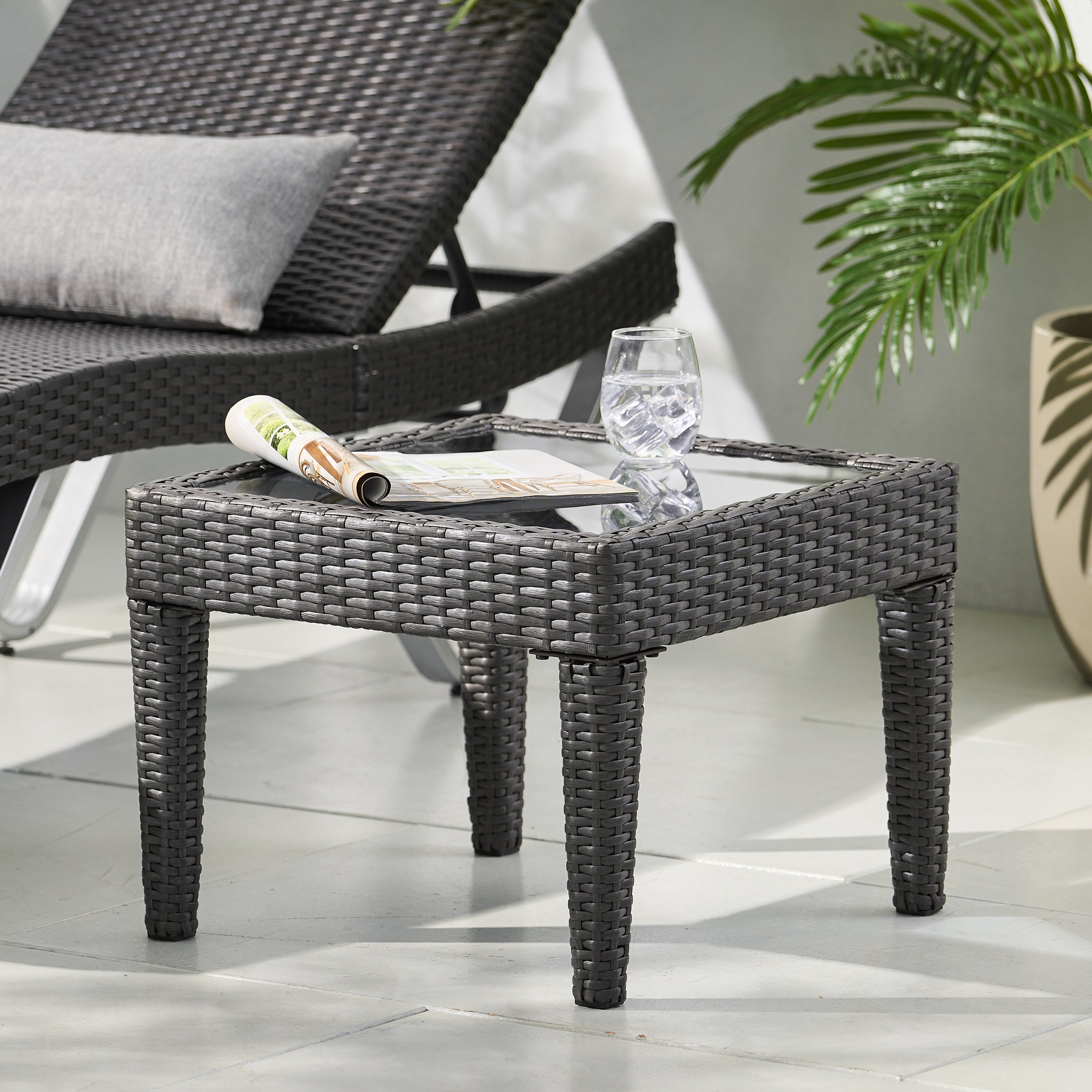 Outdoor Antibes Wicker Side Table Grey Accent Table with Glass Top
