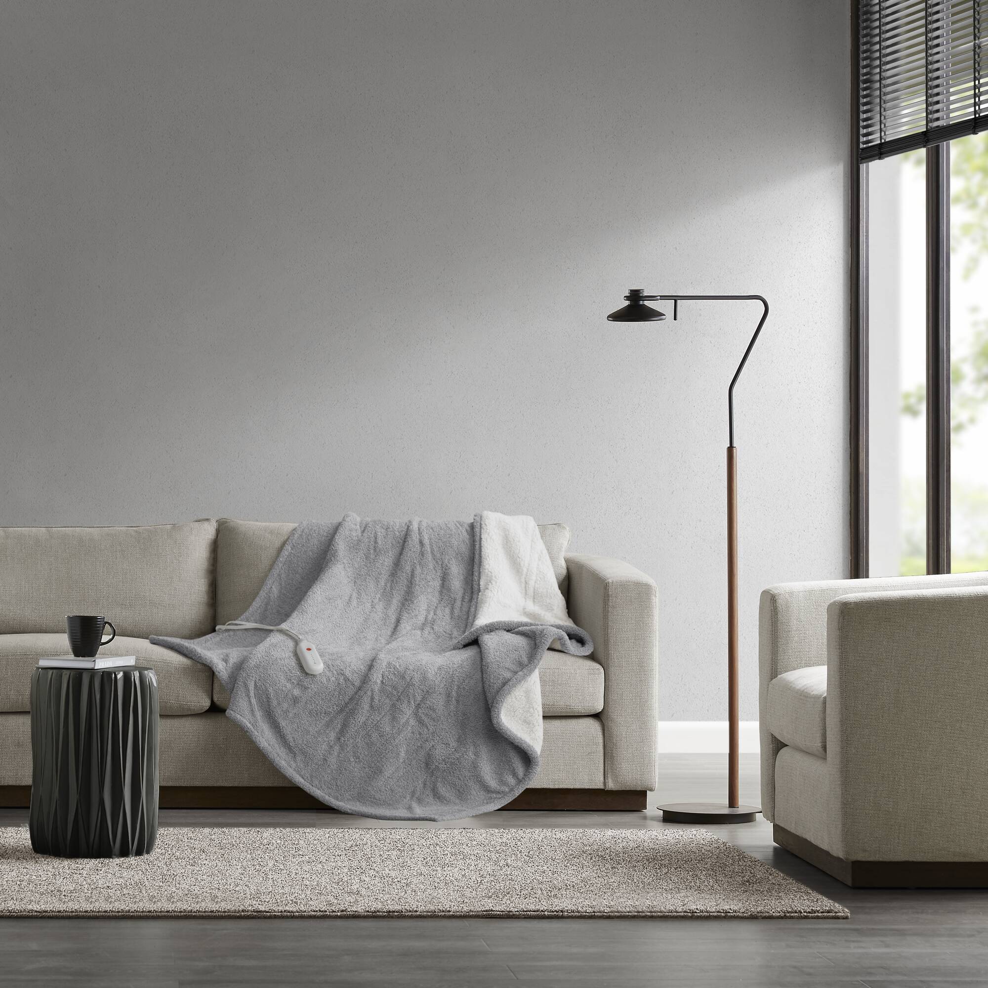 1 PCS 50x60' Dream Soft Heated Throw Grey