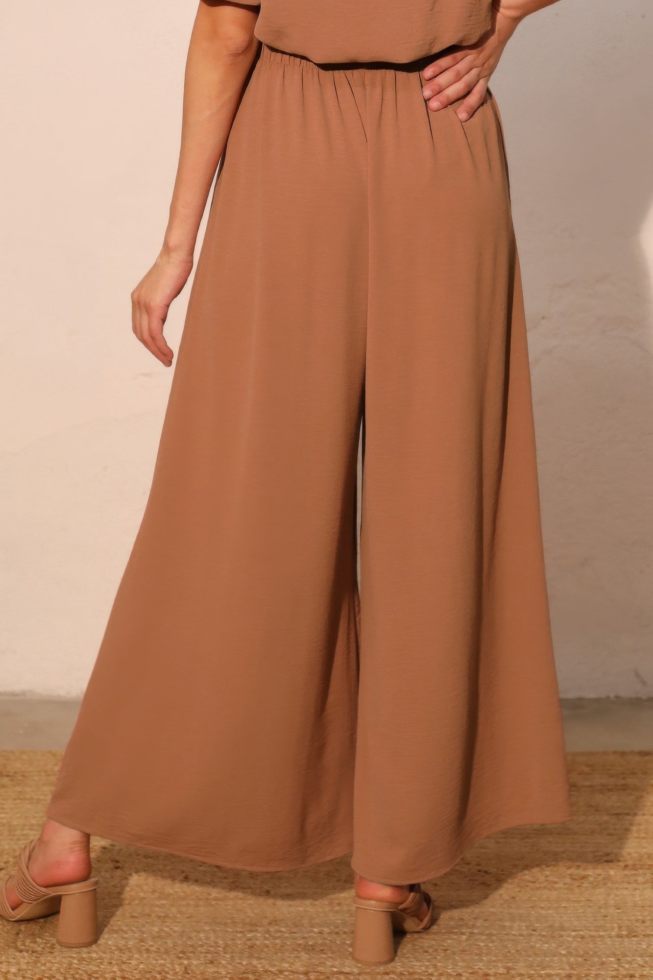 Matte Crepe Wide Leg Swing Pants