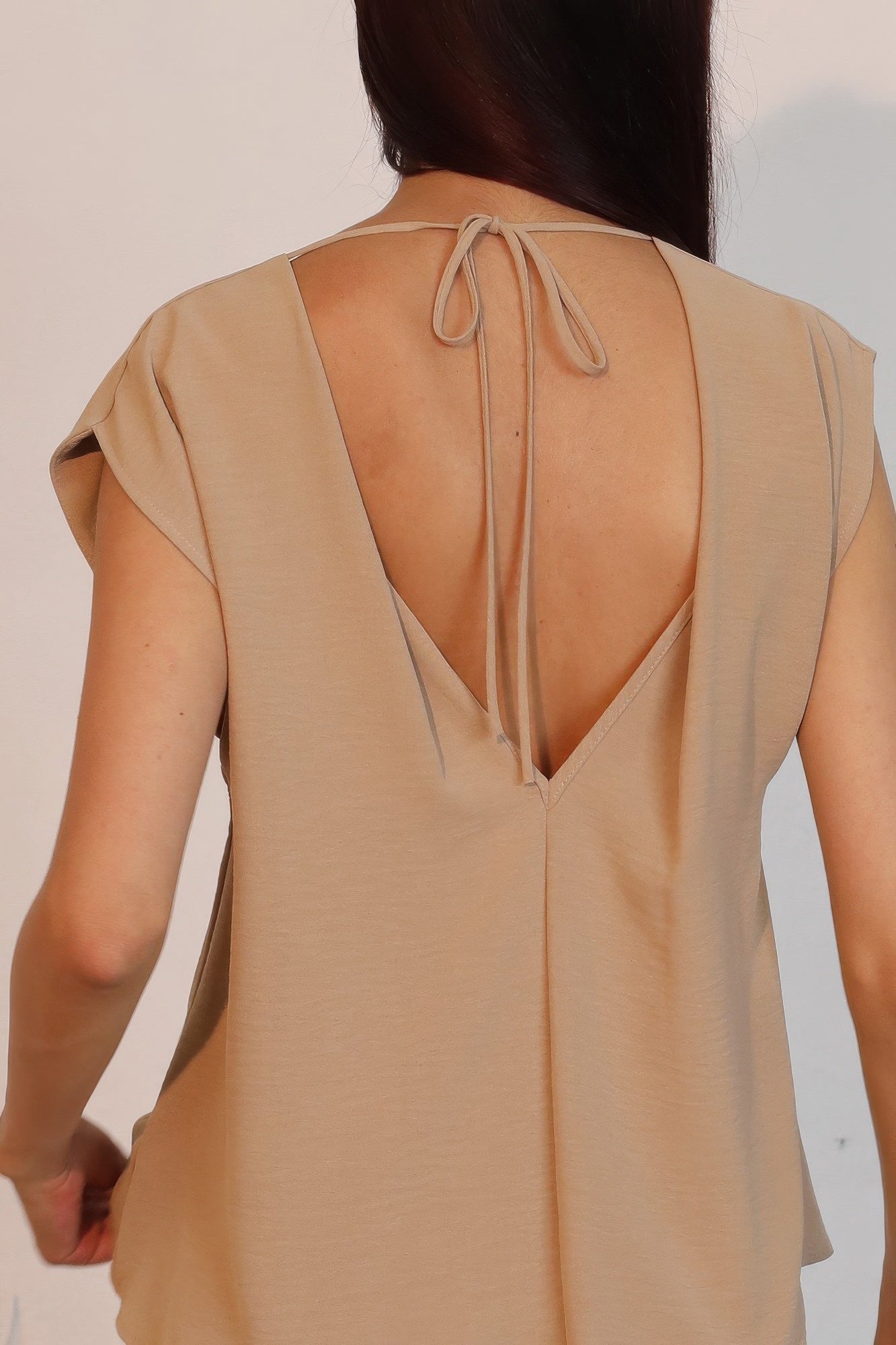Matte Crepe Low Back Loose Top