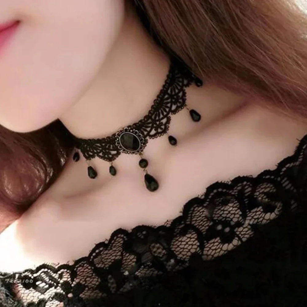 Gothic Vintage Chocker Necklace