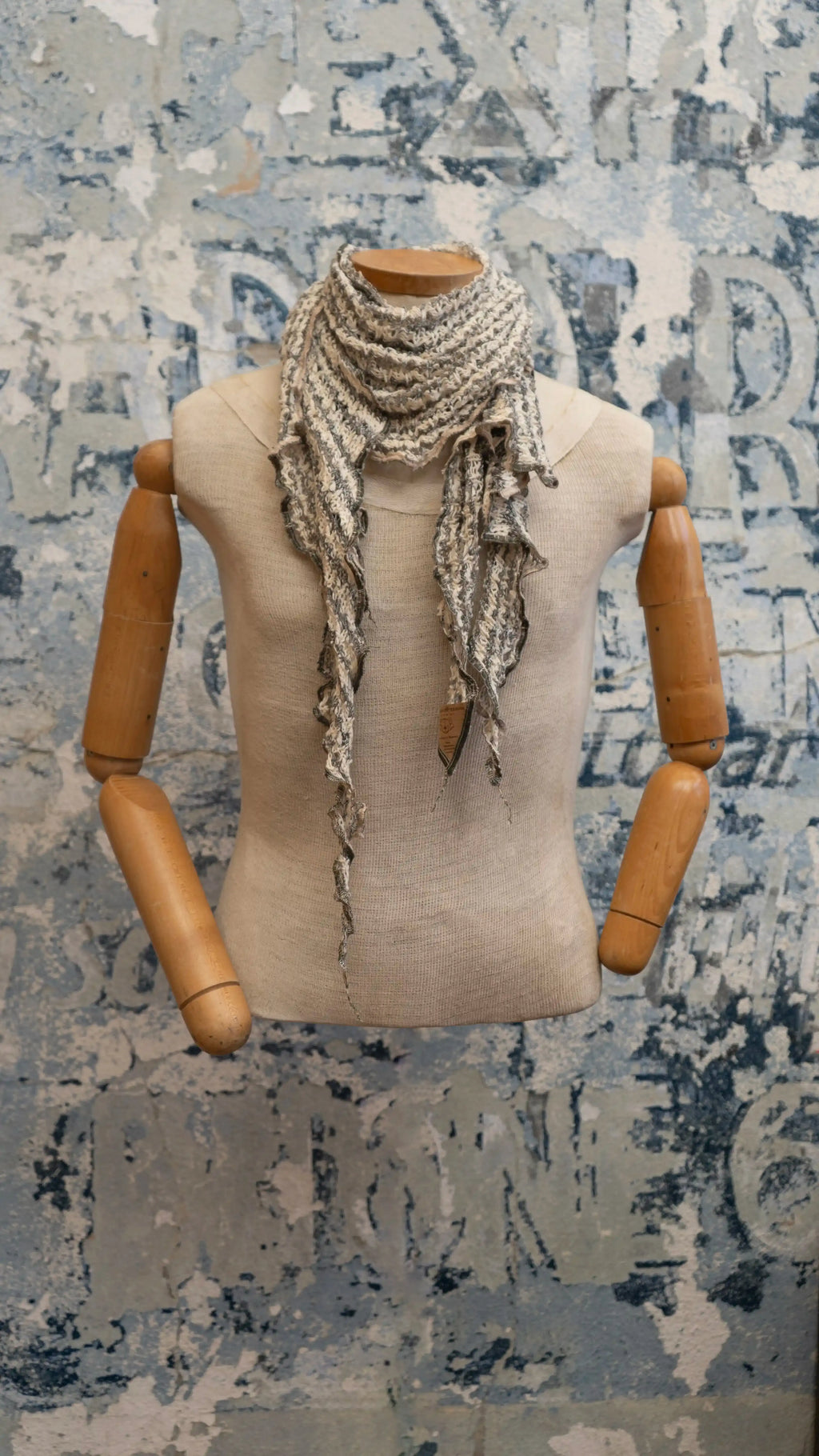 Snowy Snuggles Scarf