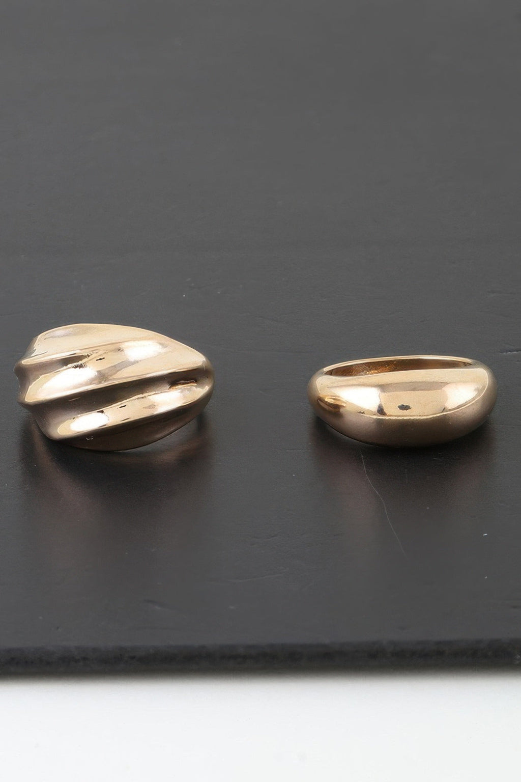 Shiny Swirl Duo Rings