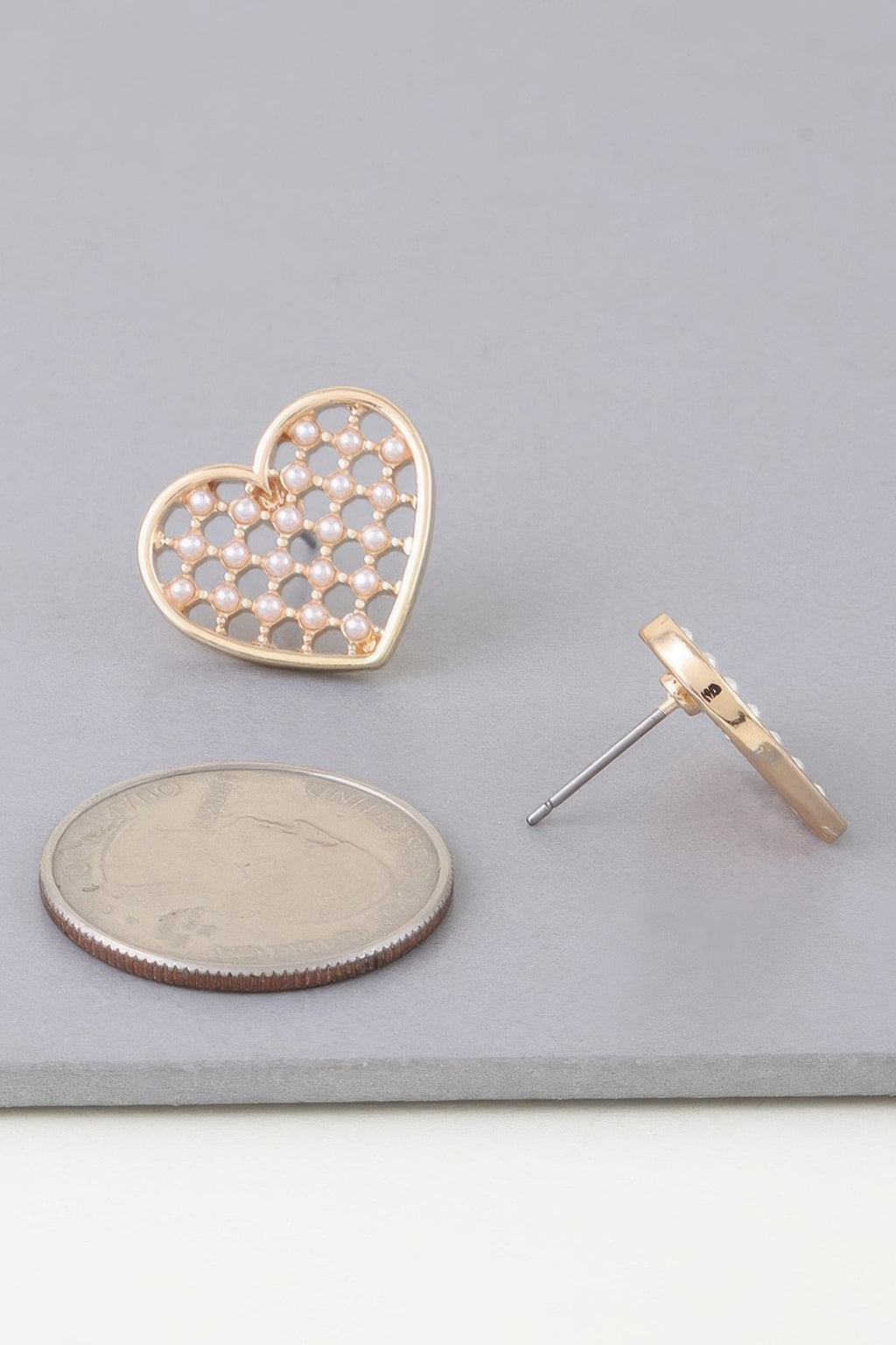 Pearl Quilt Heart Stud Earrings