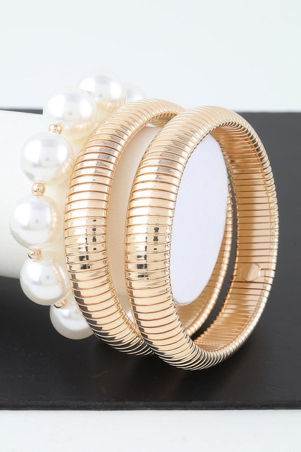 Scale Chain N Pearl Beaded Bracelet