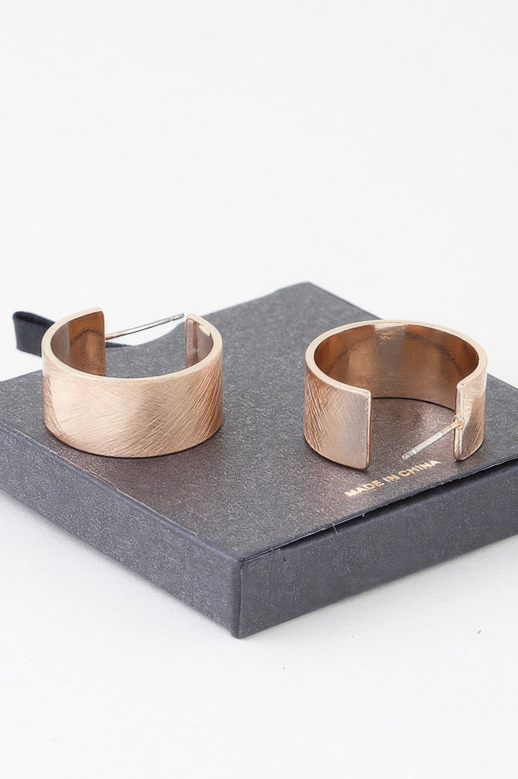 Crosshatched Wide Hoop Earrings