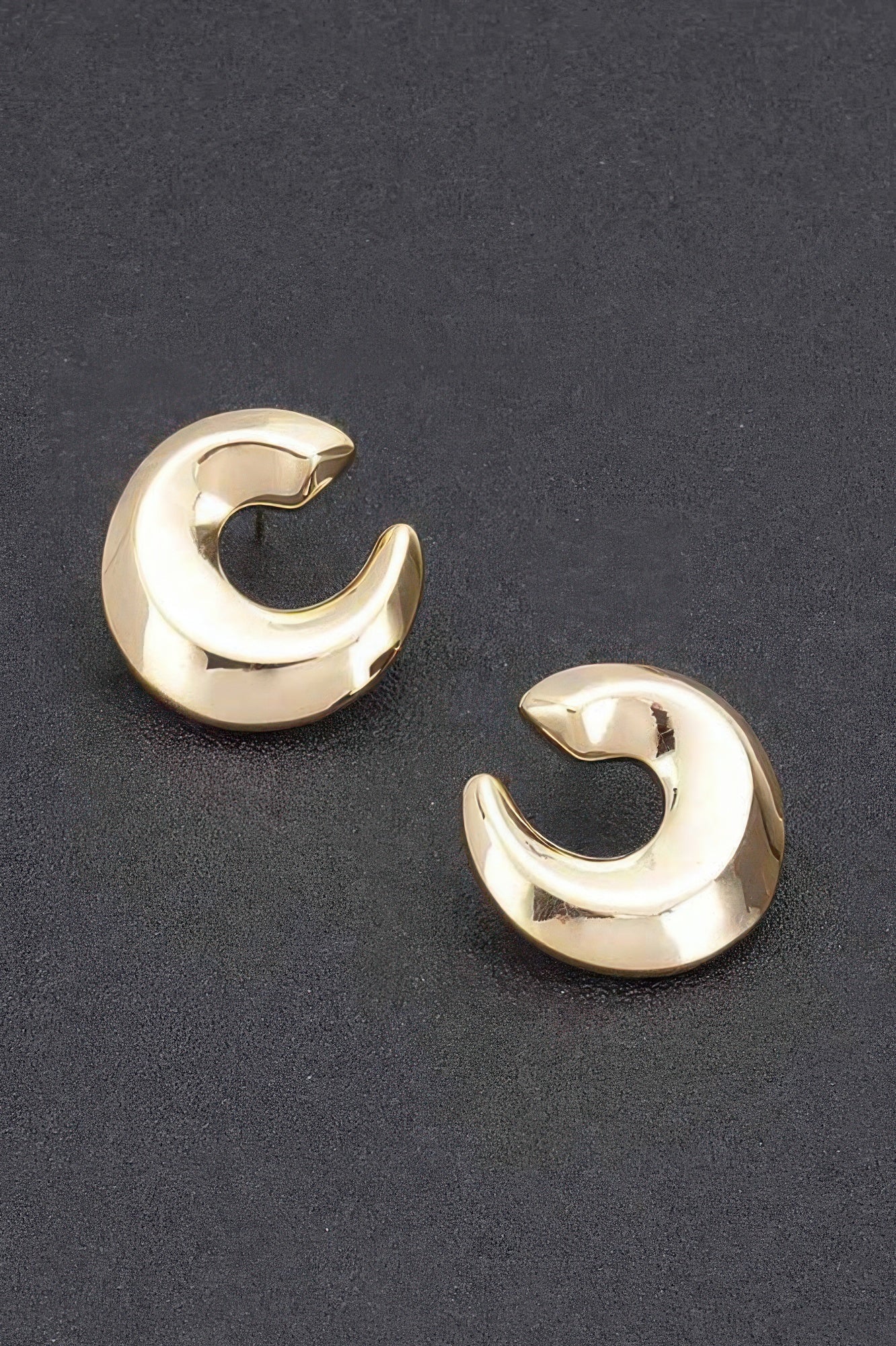 Metal Vintage Stud Earrings