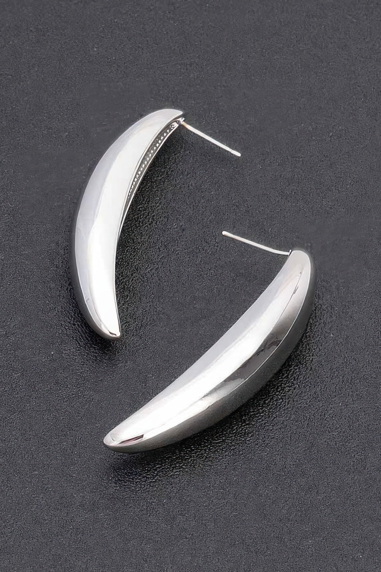 Metal Vintage Stud Earring