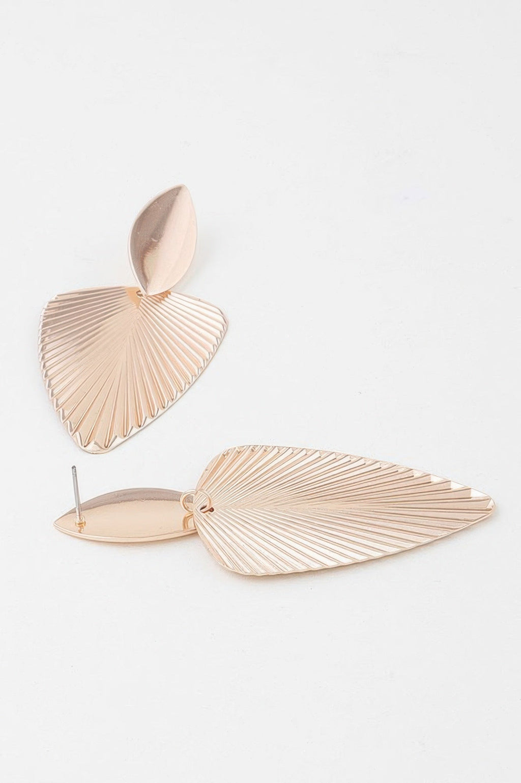 Modern Shiny Ribbed Leaf Drop Earrings