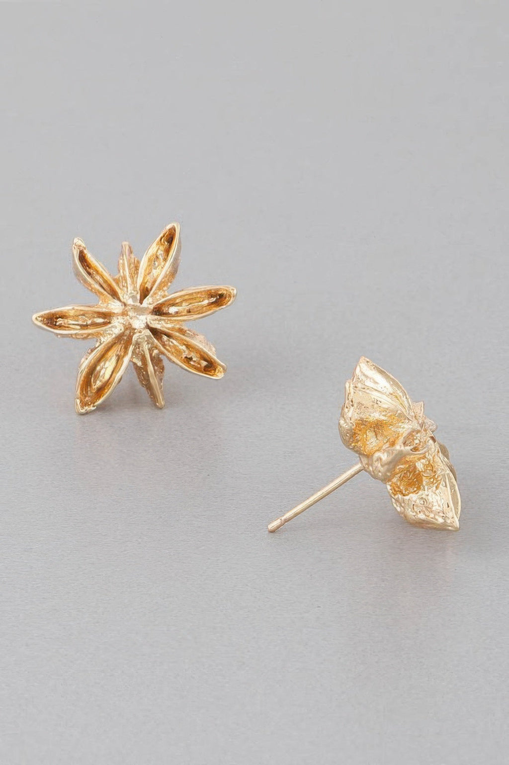 Spice Flower Stud Earrings