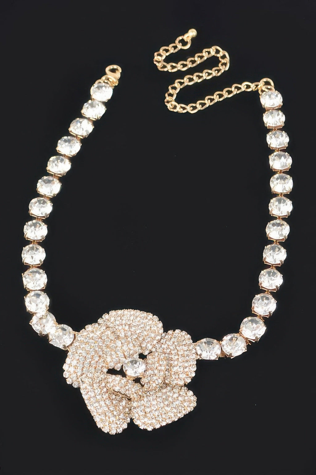 Rhinestone Faux Pearl Flower Choker