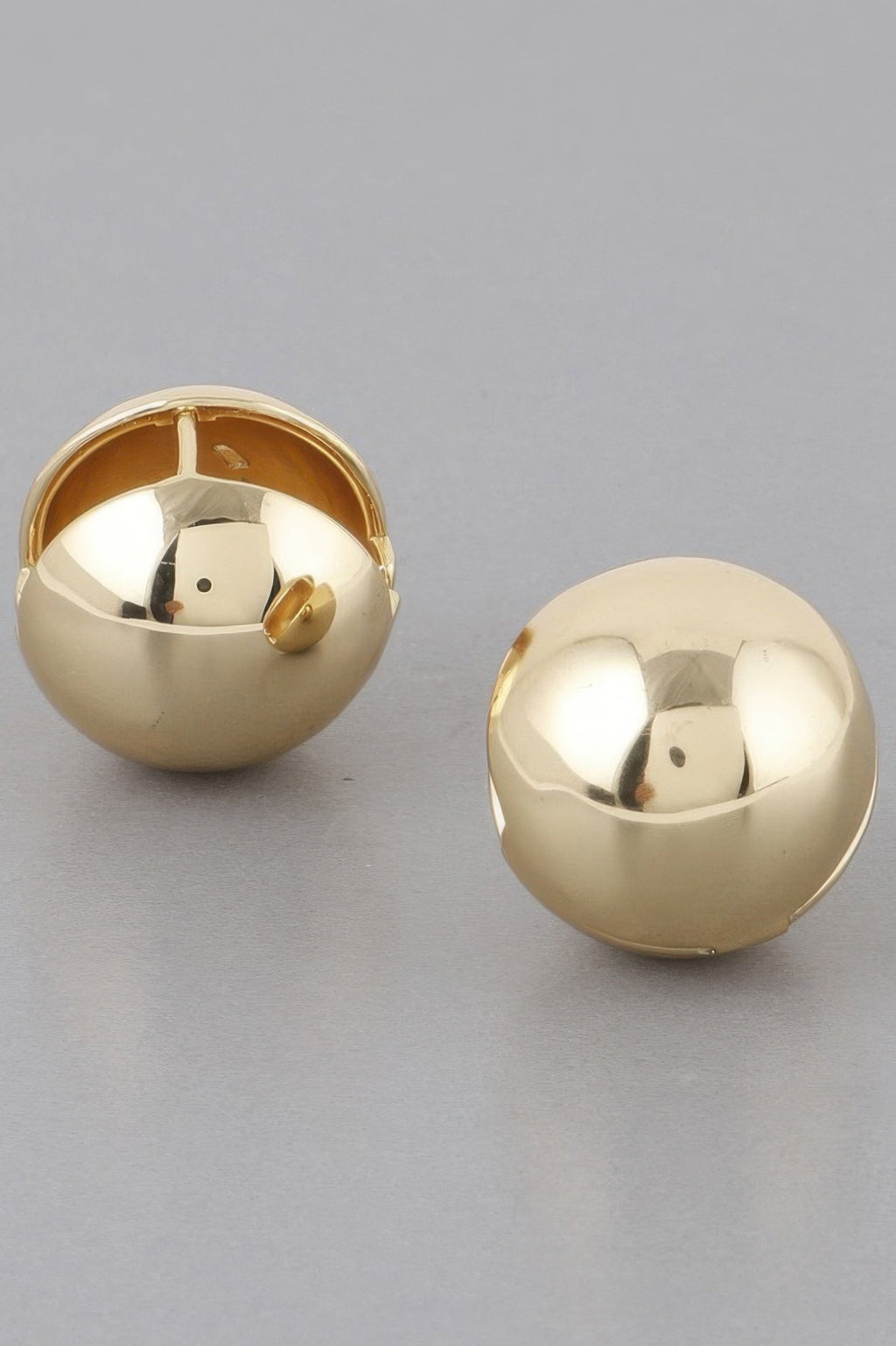 Shiny Ball Clasp Earrings