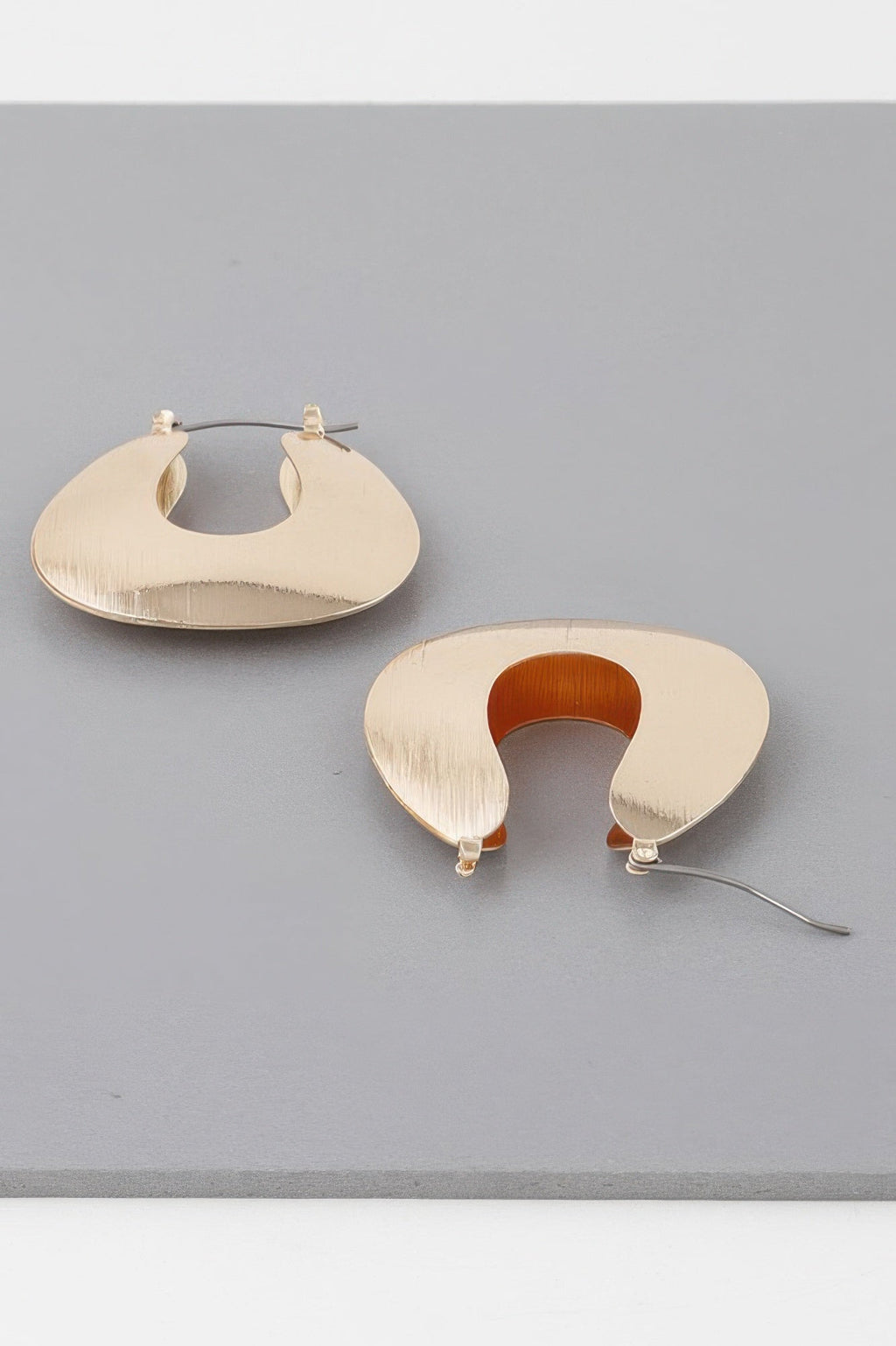 Hollow Arch Hoop Earrings