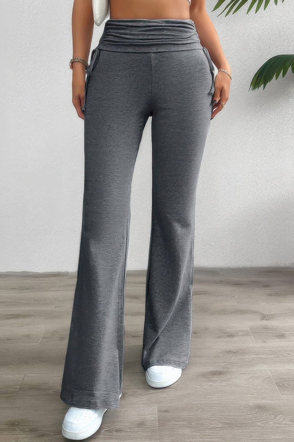 Pleated Solid Waist Band Fit Pants