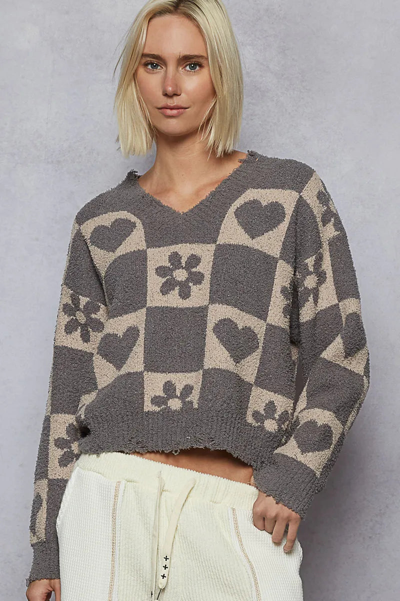 POL V-Neck Heart Pattern Checkered Sweater