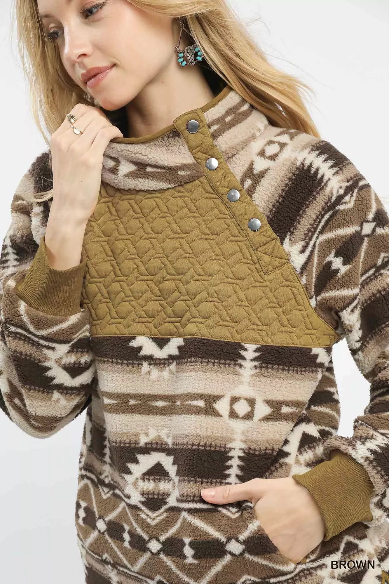 Umgee Aztec Print Sherpa Pullover