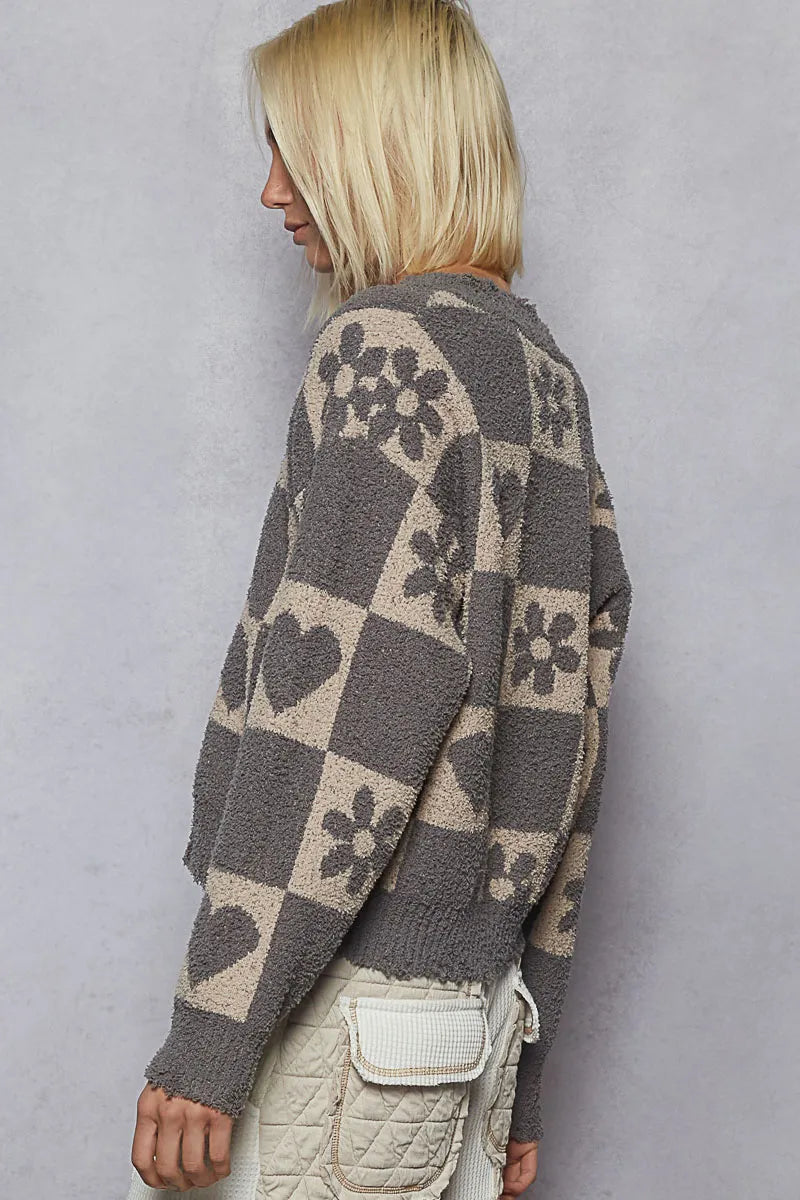 POL V-Neck Heart Pattern Checkered Sweater