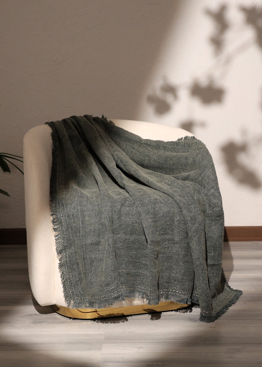 Stonewashed Linen Woven Throw Blanket with Fringe – 52X68'