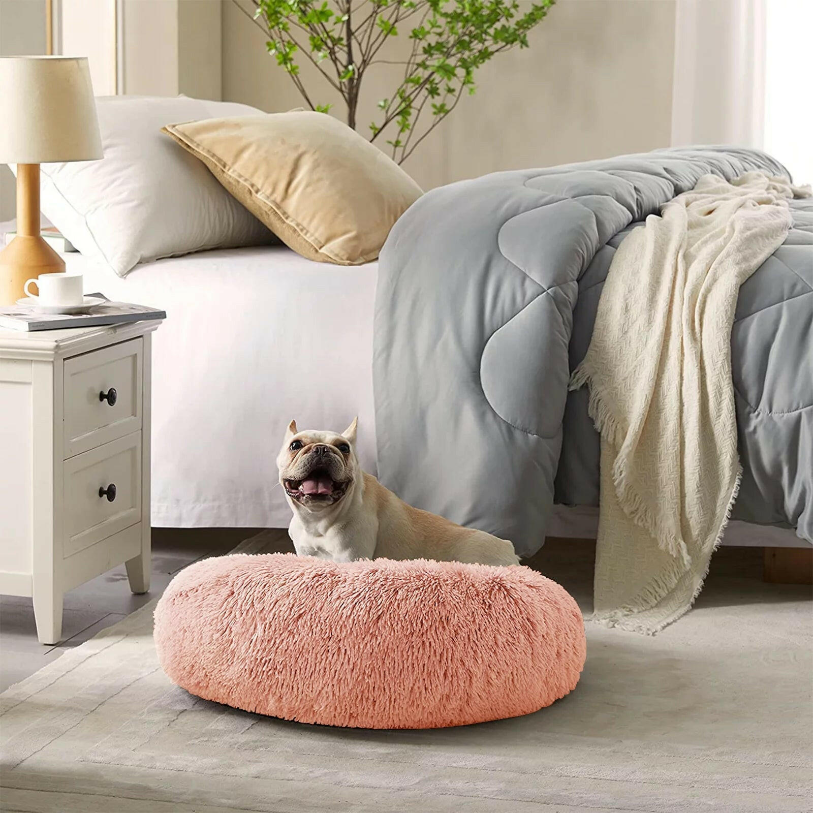Cozy Donut Dog Bed: Anti-Anxiety & Self-Warming Comfort