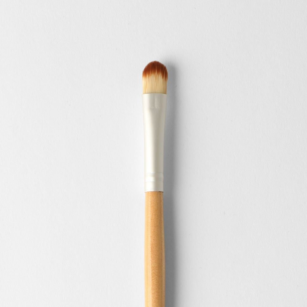 Medium Eyeshadow Brush